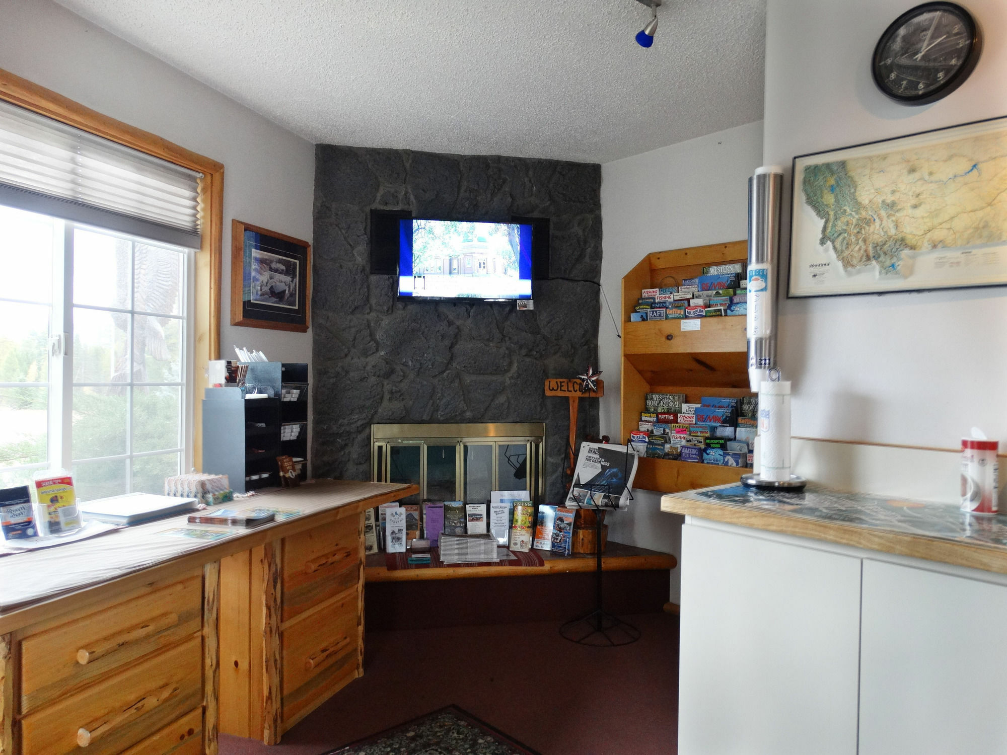 Chalet Inn Whitefish Exterior photo